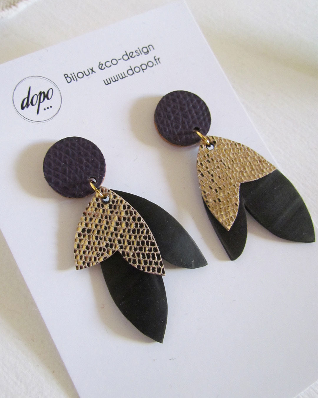Boucles d'oreille : les Pétales de chambre à air et cuirs violet et or