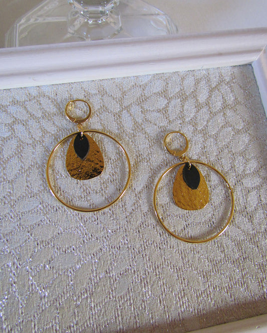 Boucles d'oreille légères créoles or et noir