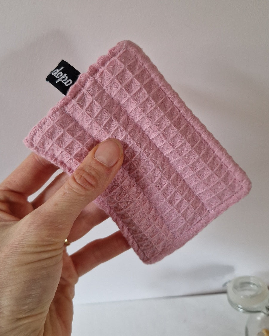 Eponge lavable rose en nid d’abeille