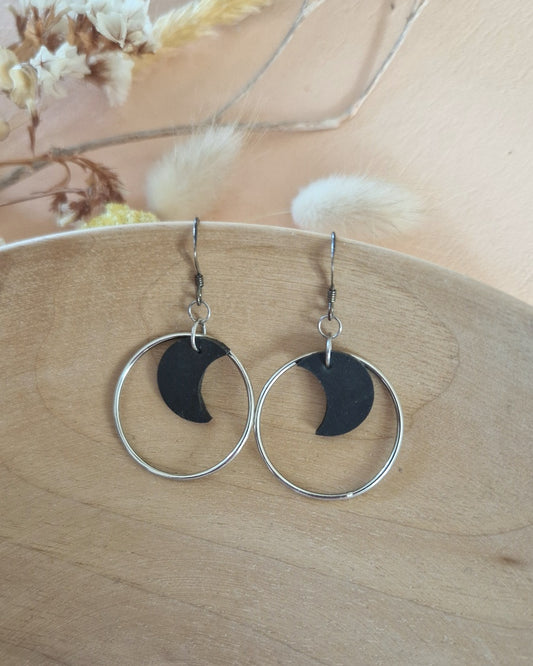 Boucles d'oreilles lune noire éclipse d'argent et chambre à air
