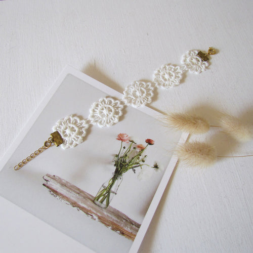 Bracelet fleurs de dentelle bohème  / Dopo