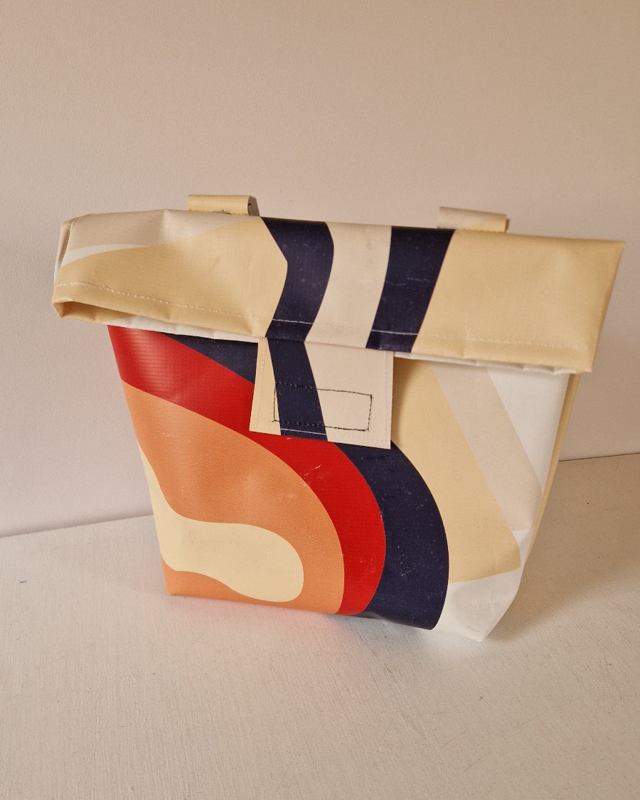 Pochette à vélo en bâche upcyclée vintage