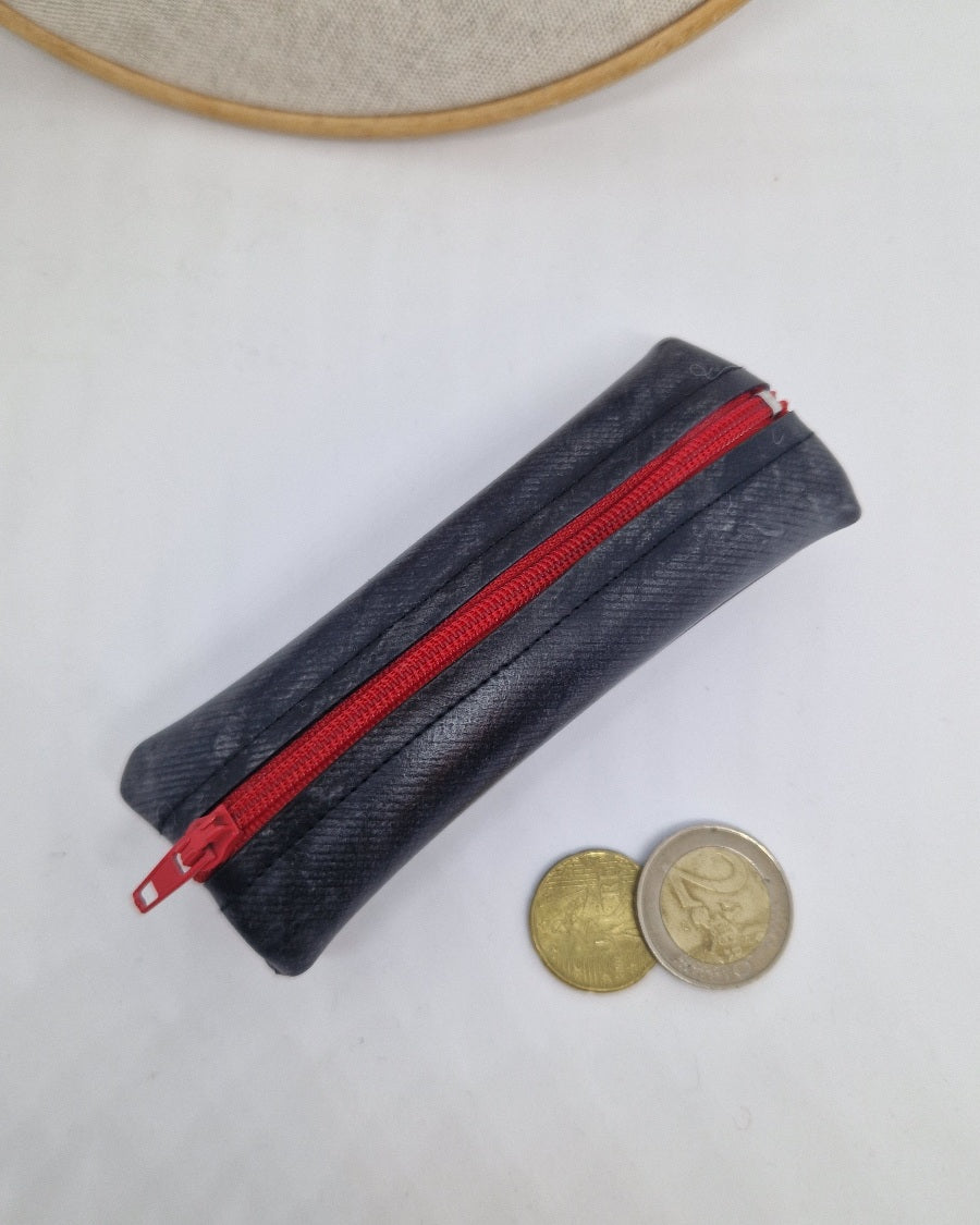 Porte monnaie en chambre à air fermeture rouge