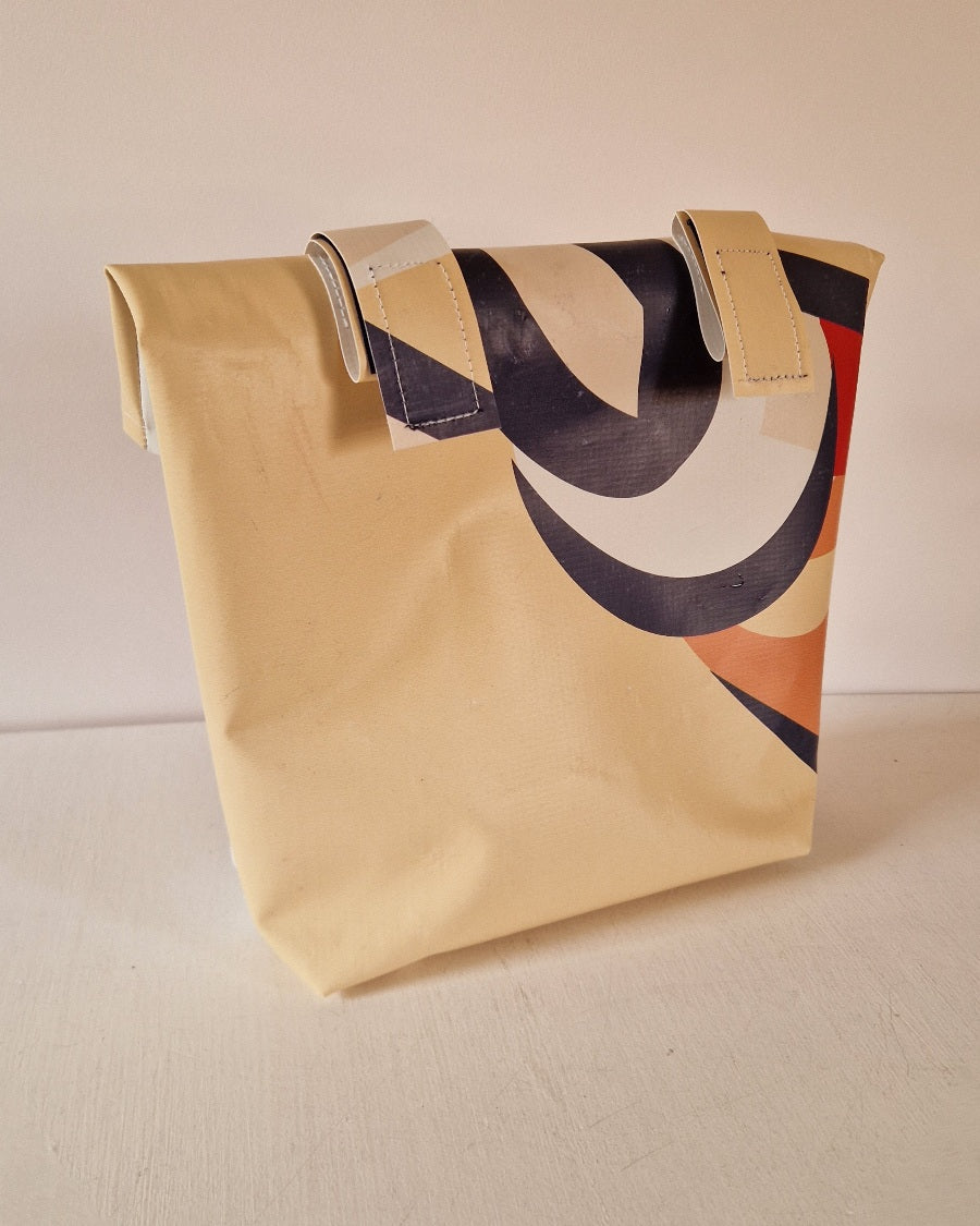 Pochette à vélo en bâche upcyclée vintage