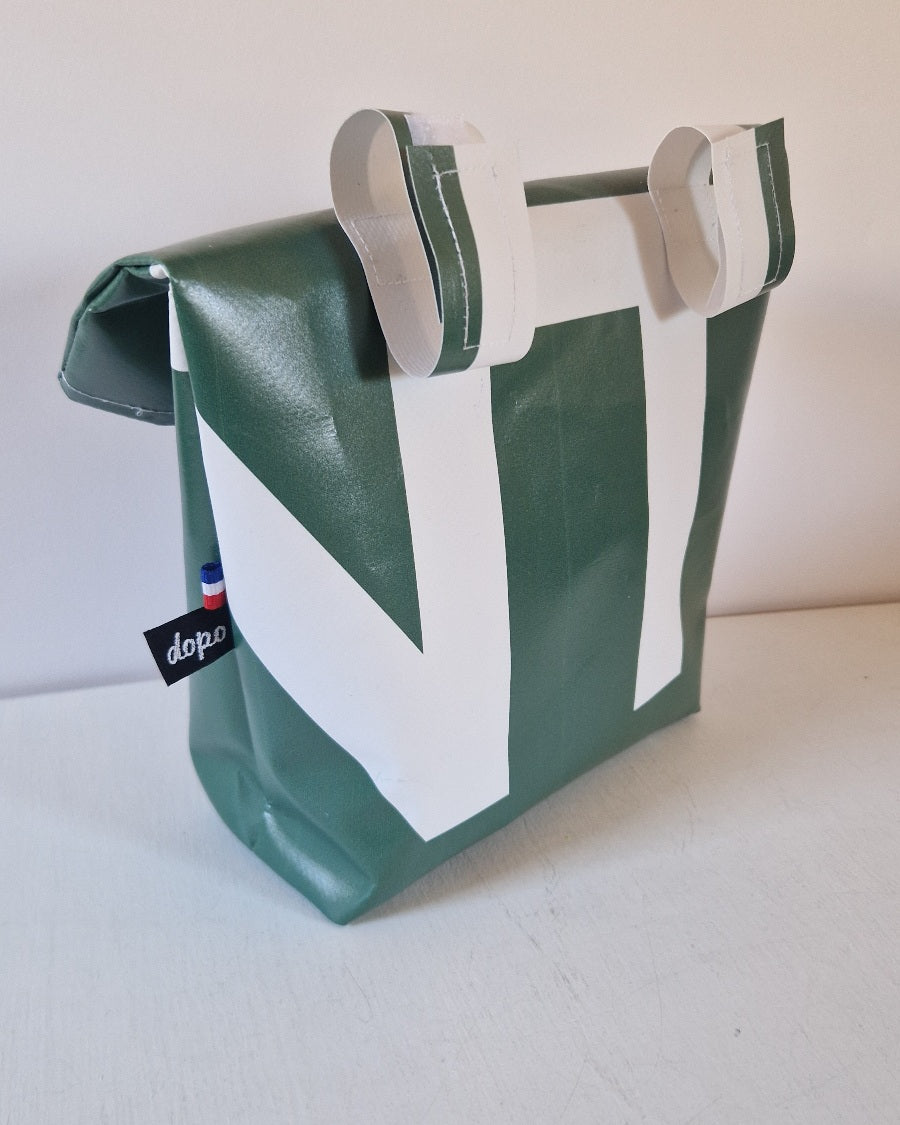 Pochette à vélo en bâche upcyclée vert