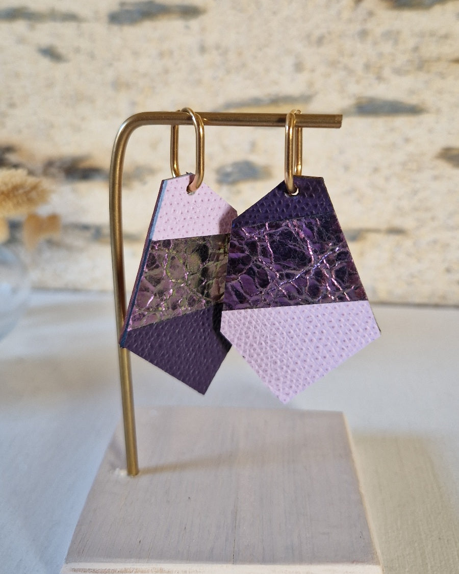 Grandes boucles d’oreille tons violet Polina